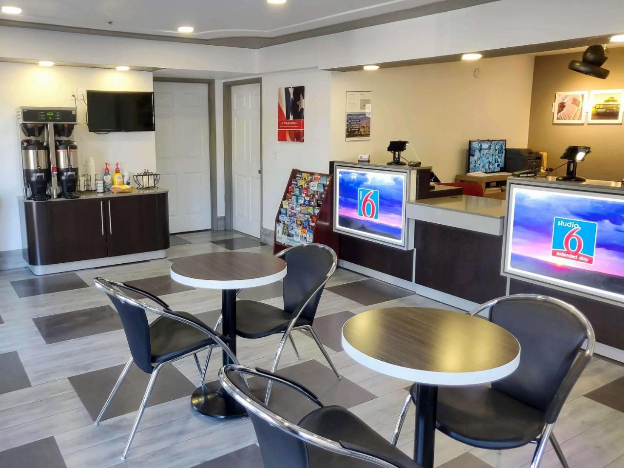 6-fresno, Ca - Yosemite Hwy Hotel 3*